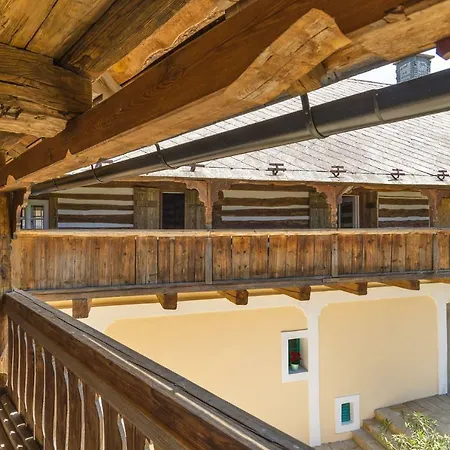 Homutuv Statek Maison d'hôtes Kokorin